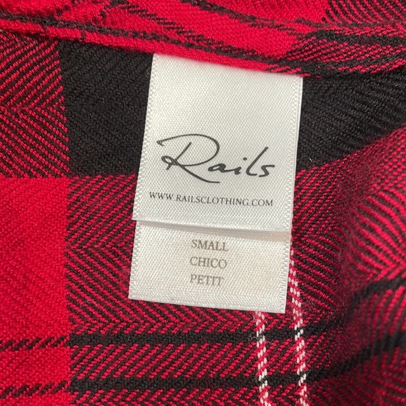 Rails Top Blouse S Casual Button-down Long Sleeve Plaid Red and Black EUC - Picture 8 of 10